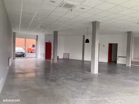 local commercial 160 m² gazeran