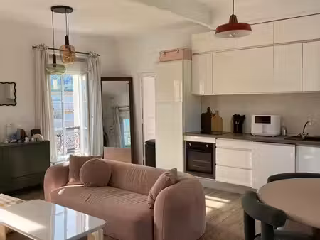 appartement de 50m2 avec parking privatif et cave
