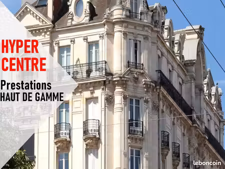 t1 25m2 rénové dans immeuble de standing