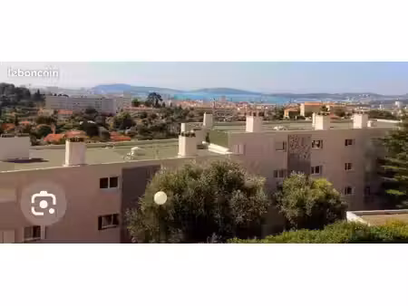 toulon fort rouge dans résidence bien entretenue petit 3 pièces loué