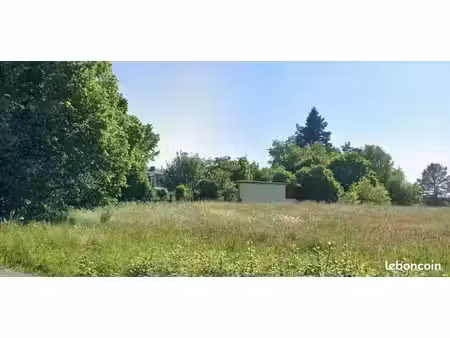 terrain à bâtir de 1113 m² à panazol (87)