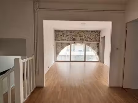 local commercial à louer