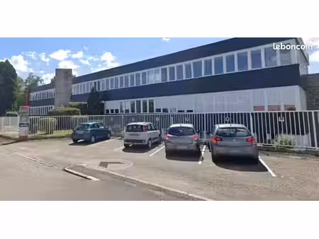 bureaux 1 541 m²