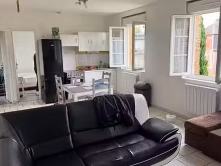 loue très bel appartement t3