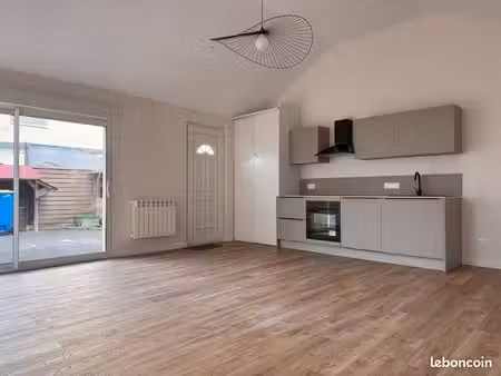 maison t3 rénovée avec jardin et parking