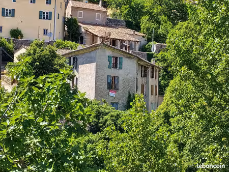 appartement 48 m² entrevaux