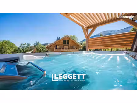 chalet 2 pièces 380 m²