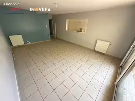 appartement 3 pièces 77 m²