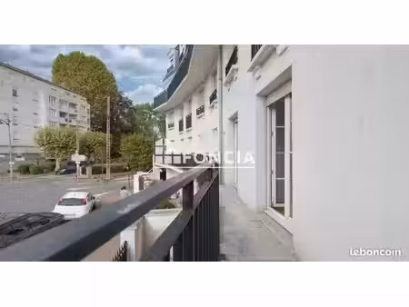 corbeil-essonnes appartement 2 pièces avec balcon et place de parking sous-sol