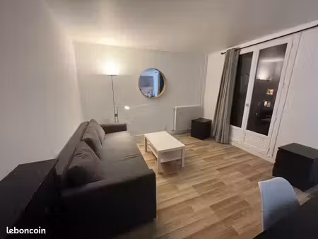 studio meublé 25 m² – puteaux – proche la défense & transports – calme & lumineux
