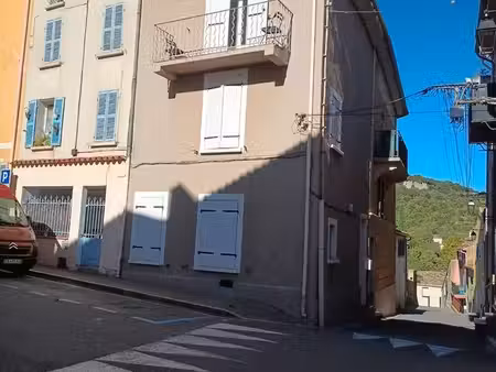 particulier loue maison de village