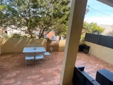 t2 meublé de 47 m² avec jardin + terrasse 30 m² & parking