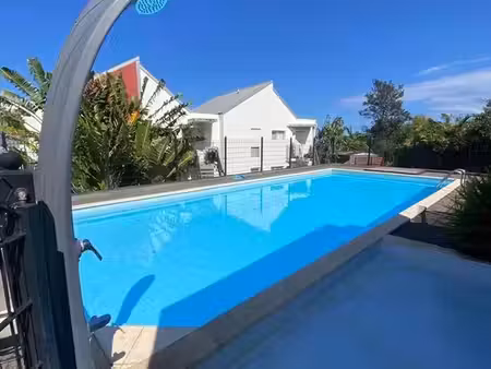 appartement 1 chambre à piton st leu avec vue mer et piscine
