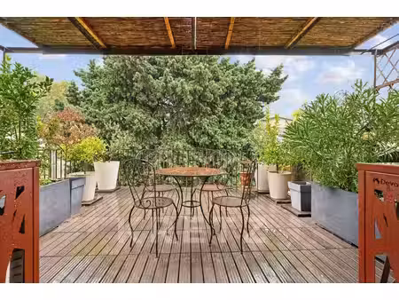 duplex de luxe à vendre dans le quartier zone pietonne