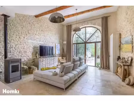 maison de luxe à vendre dans le quartier velorgues-petit palais