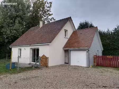 à louer maison 110 m2  4 ch.  terrain 750 m2