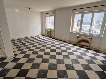 appartemnt 80m² 3 chambres auprès du cours dajot