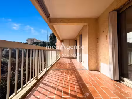 appartement de 43m² avec garage à sainte maxime