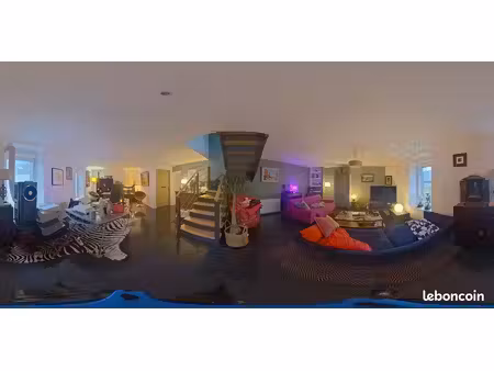 centre-bourg de riec sur belon– superbe triplex/loft de 136 m² rénové en 2023