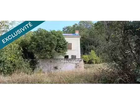 village   jardin caves et double garage