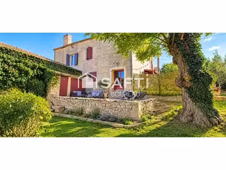 maison de caractère de 105 m² avec dépendances sur un terrain de 1 300 m²