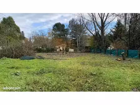 terrain 500 m² arveyres