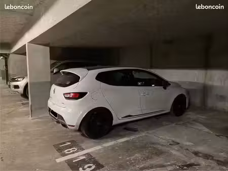 parking sous-terrain sécurisé - chartrons