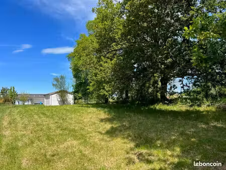 terrain 764 m² sadirac