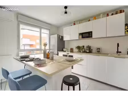 appartement 3 pièces 65 m2 montaudran 31400