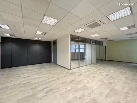 local commercial 174 m²
