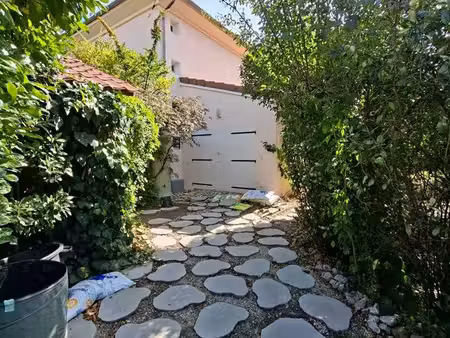 maison 103 m²  4 chambres