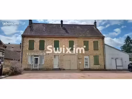 propriété 11 pièces 264 m²