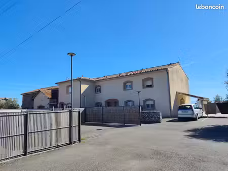 immeuble 340 m² muret