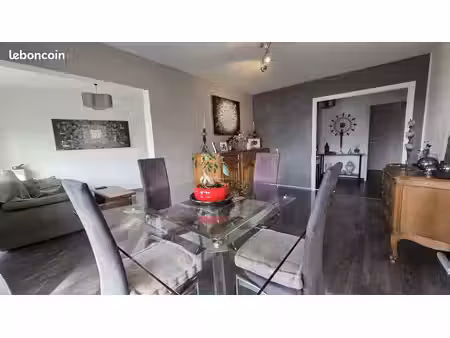 voiron  résidentiel appartement t4