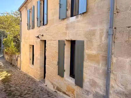 branne (33420) · maison en pierre de 150 m² avec jardin et garage