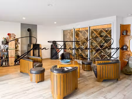 propriété de 303 m² à lessay avec gîte