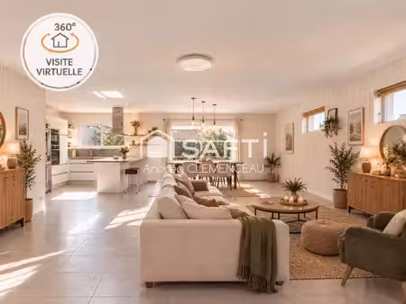 maison familiale de plain-pied avec piscine – 4 chambres  bureau et beaux volumes