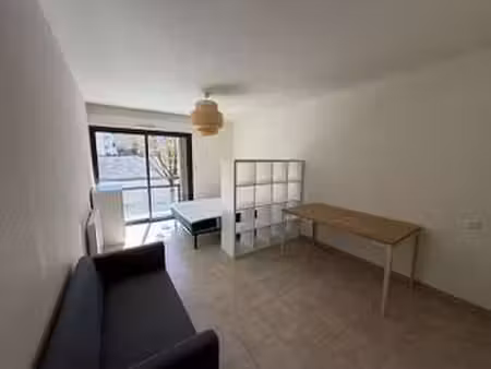 location appartement t1 meublé à angers (49000) : à louer t1 meublé / 28m² angers