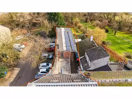 immeuble de rapport (3 appartements) et entrepôt à esneux