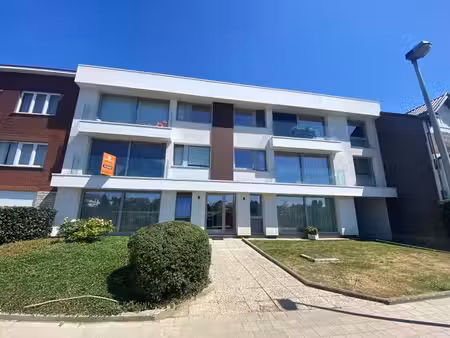 appart 2 ch + garage inclus + jardin