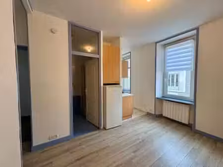 location appartement t1 à saint-brieuc (22000) : à louer t1 / 25m² saint-brieuc