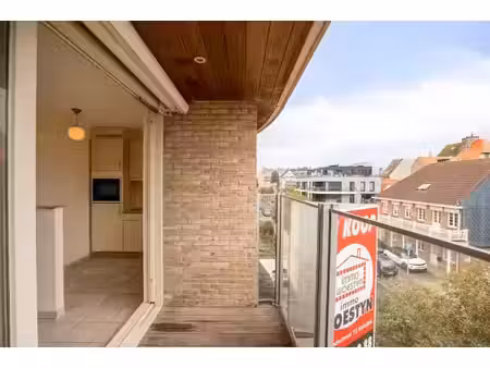 ruim 2 slaapkamer appartement in het hartje van koksijde met aankoopmogelijkheid van een g