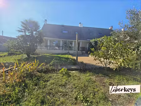 maison - 109m2 - 5 pièces - sainte luce sur loire