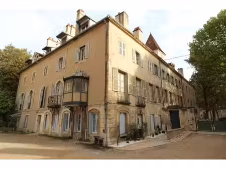 appartement dijon centre - place saint-bénigne