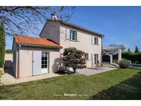 maison familiale 4 chambres  piscine  garage  sans travaux