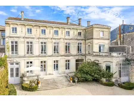un remarquable hôtel particulier au cœur de libourne