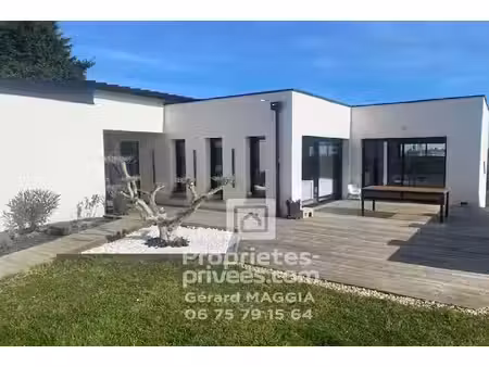 moustoir ac maison contemporaine 5 pièce(s) 160 m2