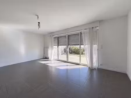 maison saint symphorien 5 pièce(s) 96 m2