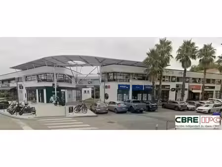location commerce anglet 72 m²