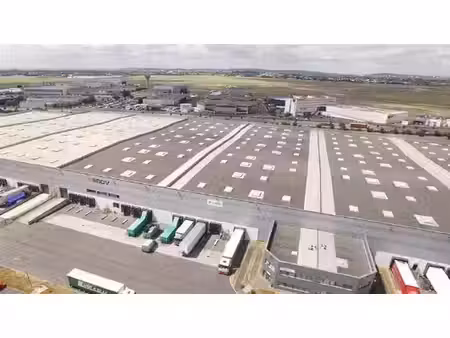 location entrepôt / local d'activités bonneuil en france 5 943 m²